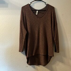 Jolie thin batwing sweater size large